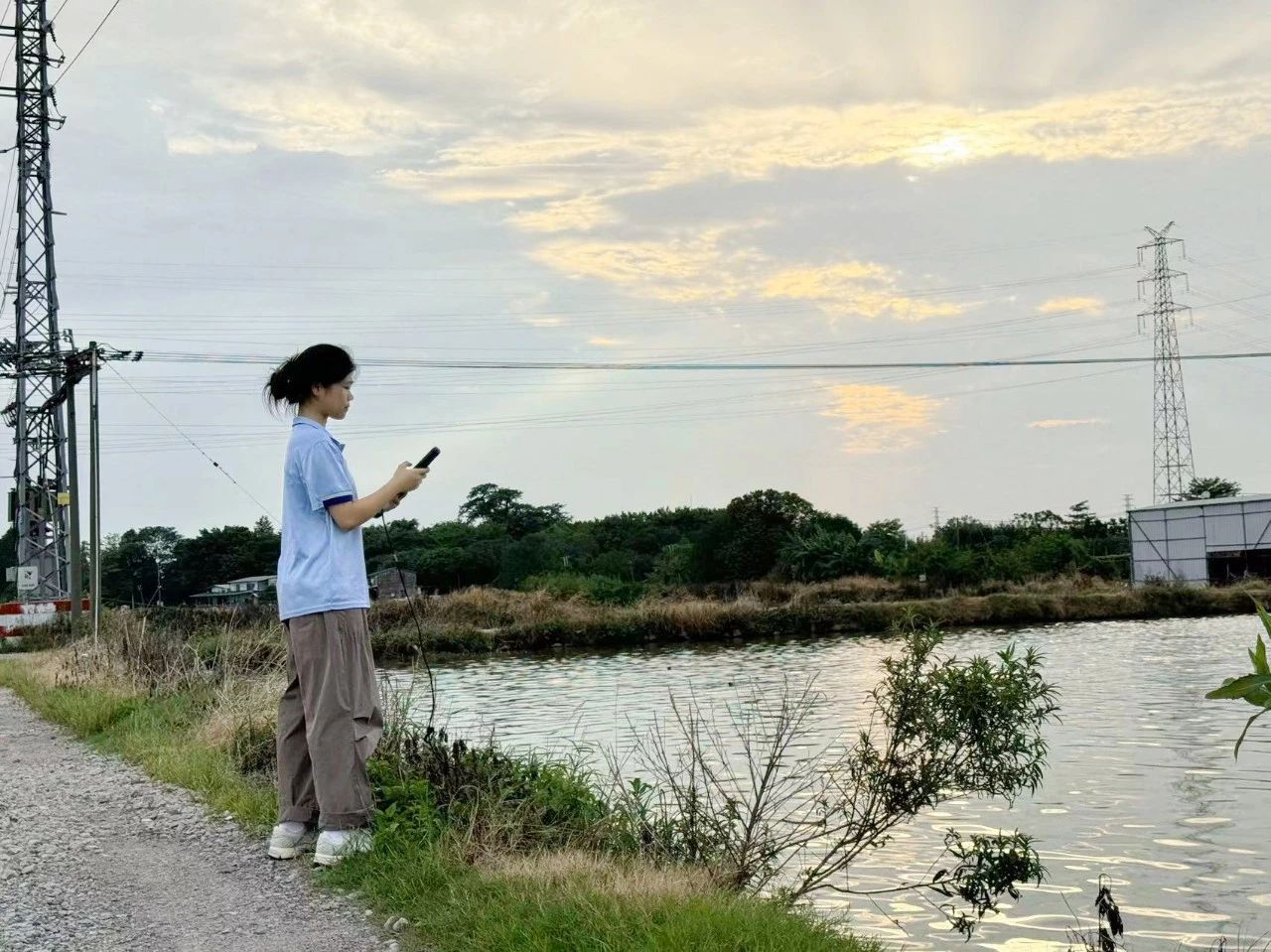 1725261660958721.jpg 76.jpg